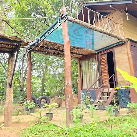 Hasthi Safari Cottage Udawalawe Exteriér fotografie