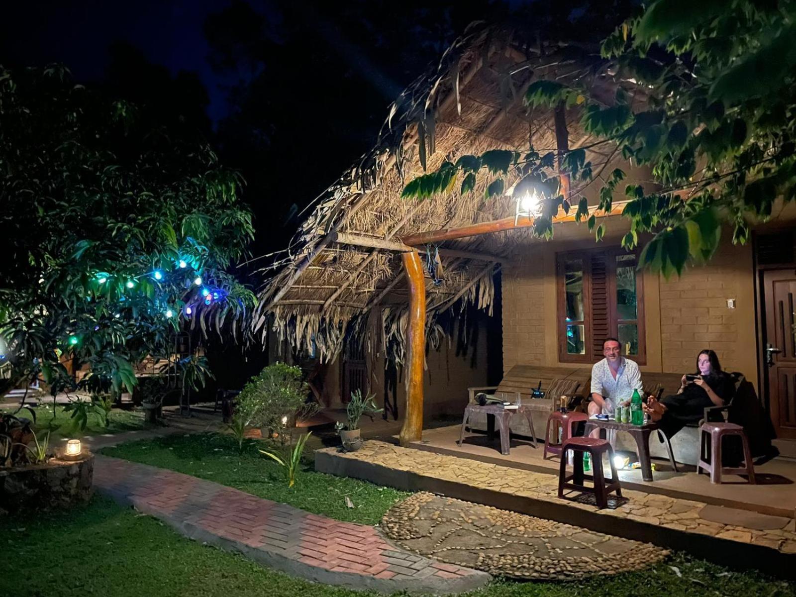 Hasthi Safari Cottage Udawalawe Exteriér fotografie